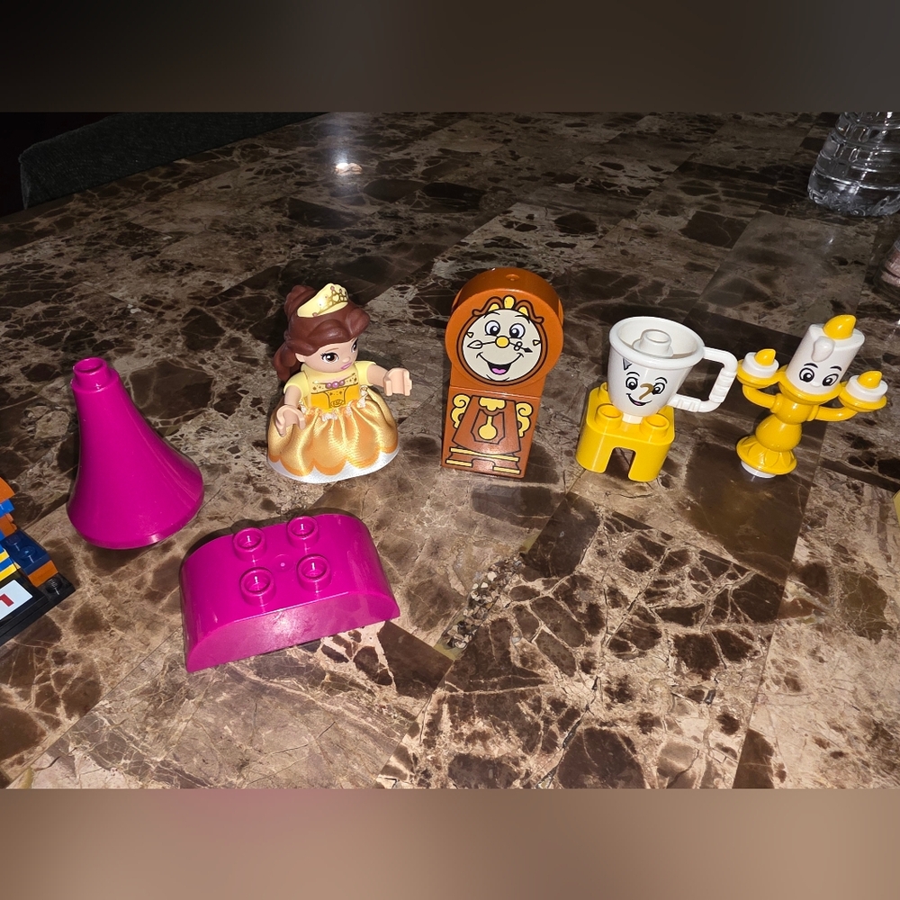 2017 LEGO BRICKHEADZ BEAUTY & BEAST PLUS 10960 DUPLO BELLS BALLROOM PIECES - Picture 6 of 10